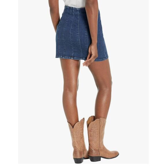 Free People We The Free Layla Denim Mini Skirt Women's Size 6 Deep Indigo NWT - Picture 1 of 13
